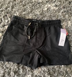 Woman’s shorts