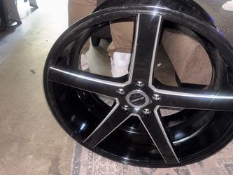 Strada 5-Spoke Black Milled Alloy Wheel
