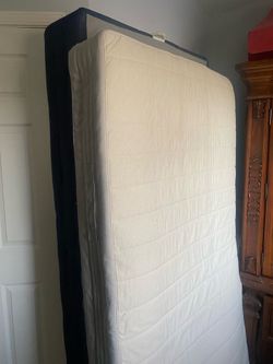 Twin bed with mattress