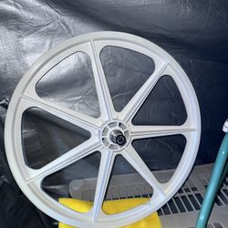 24’ new Skyway orphan Rear Rim 1 only