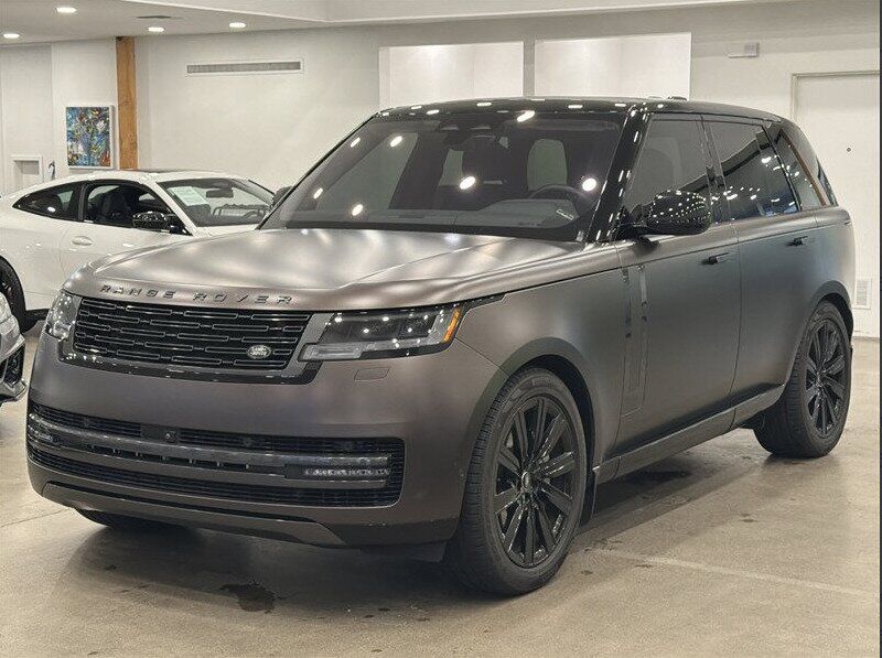 2023 Land Rover Range Rover SE