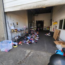Huge Sale 1706 Puyallup St, sumner, Today June 1st-2nd Until 3pm