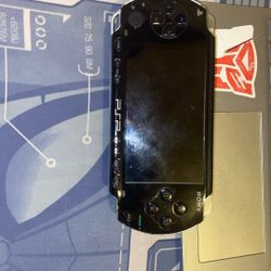 PSP-1001 Console With Officially Licensed Psp Engraved Soft Case