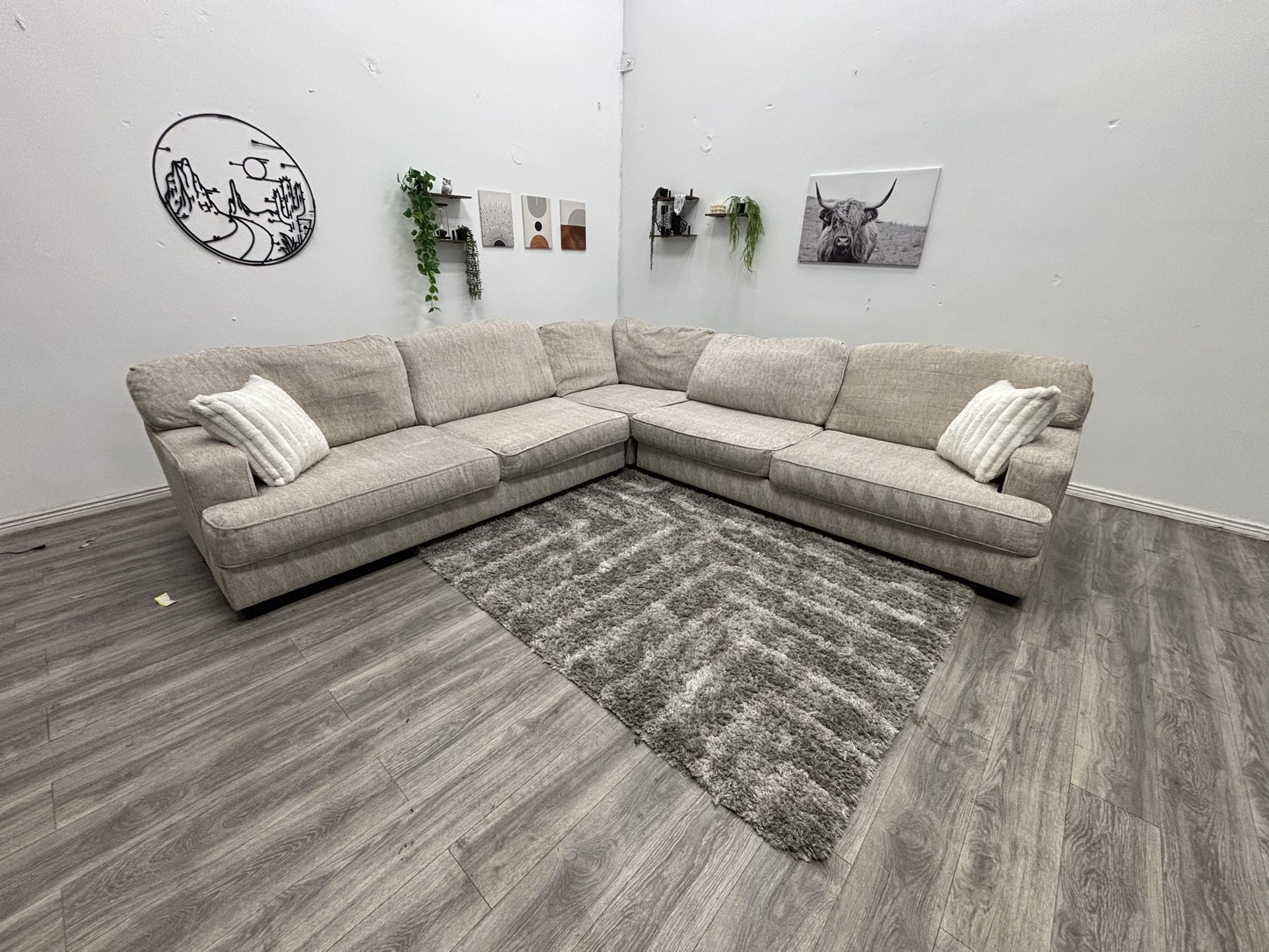 Cream Sectional Couch - Free Delivery