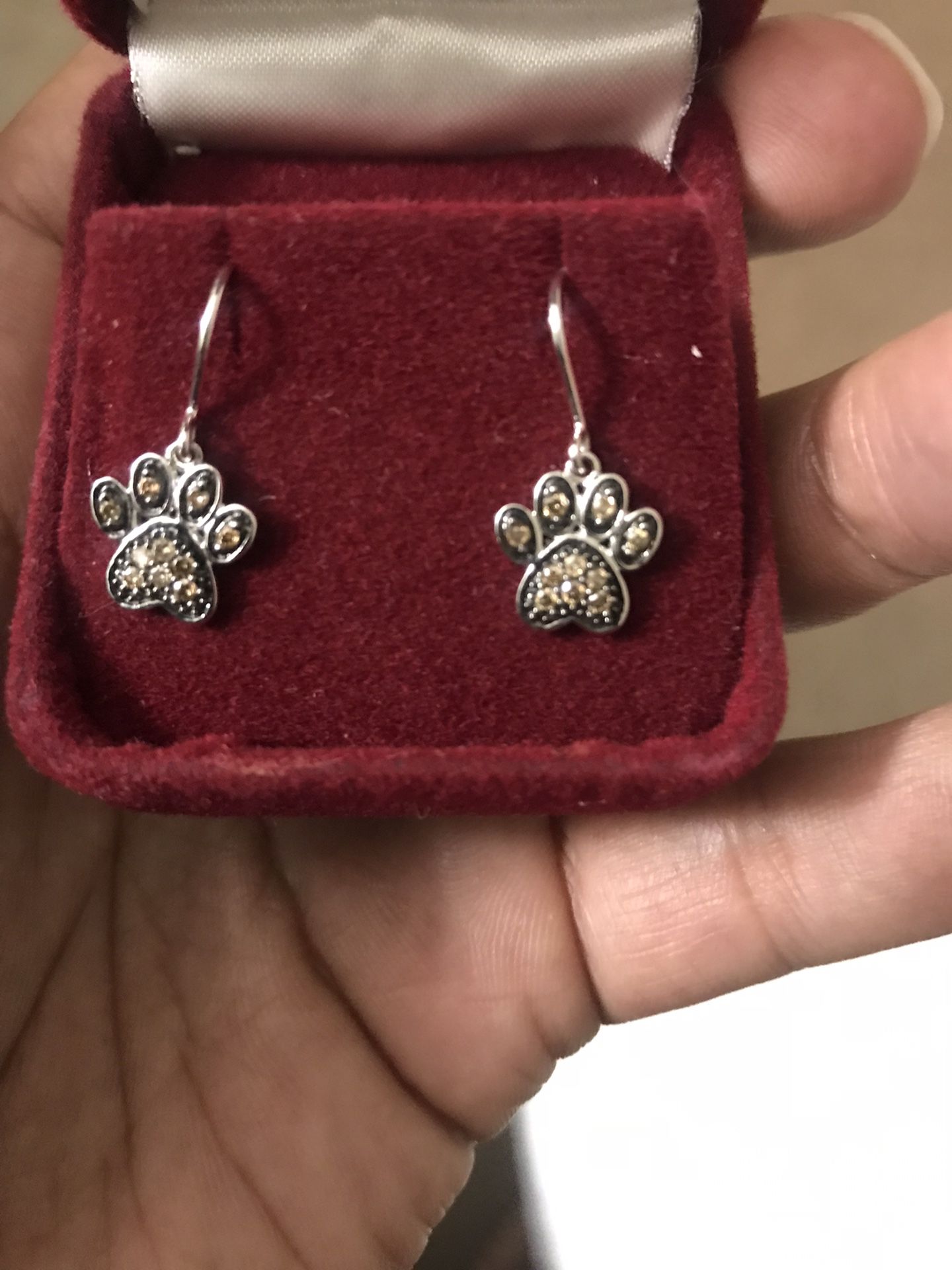 10k White Gold Earrings With Diamonds 