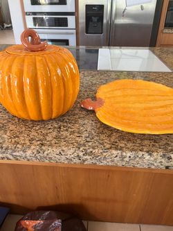 Ceramic Pumpkin Cookie Jar and Serving Plate Set