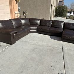 Cindy Crawford Home 4-piece leather Sectional