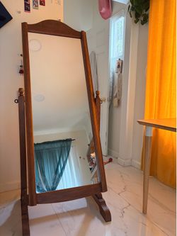 Vintage Solid Wood Cheval Full-Length Tilting Mirror – Walnut Finish