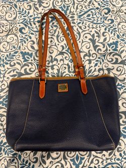 Large Dooney & Bourke purse