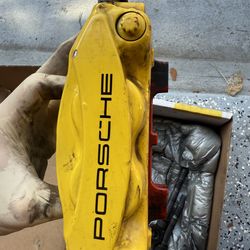 Porsche 911 T Brake Calipers