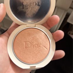 Dior Highlighter And Powder
