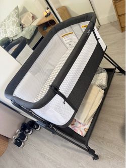 Baby Basinet , new condition