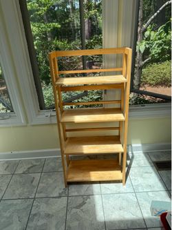 Small shelf