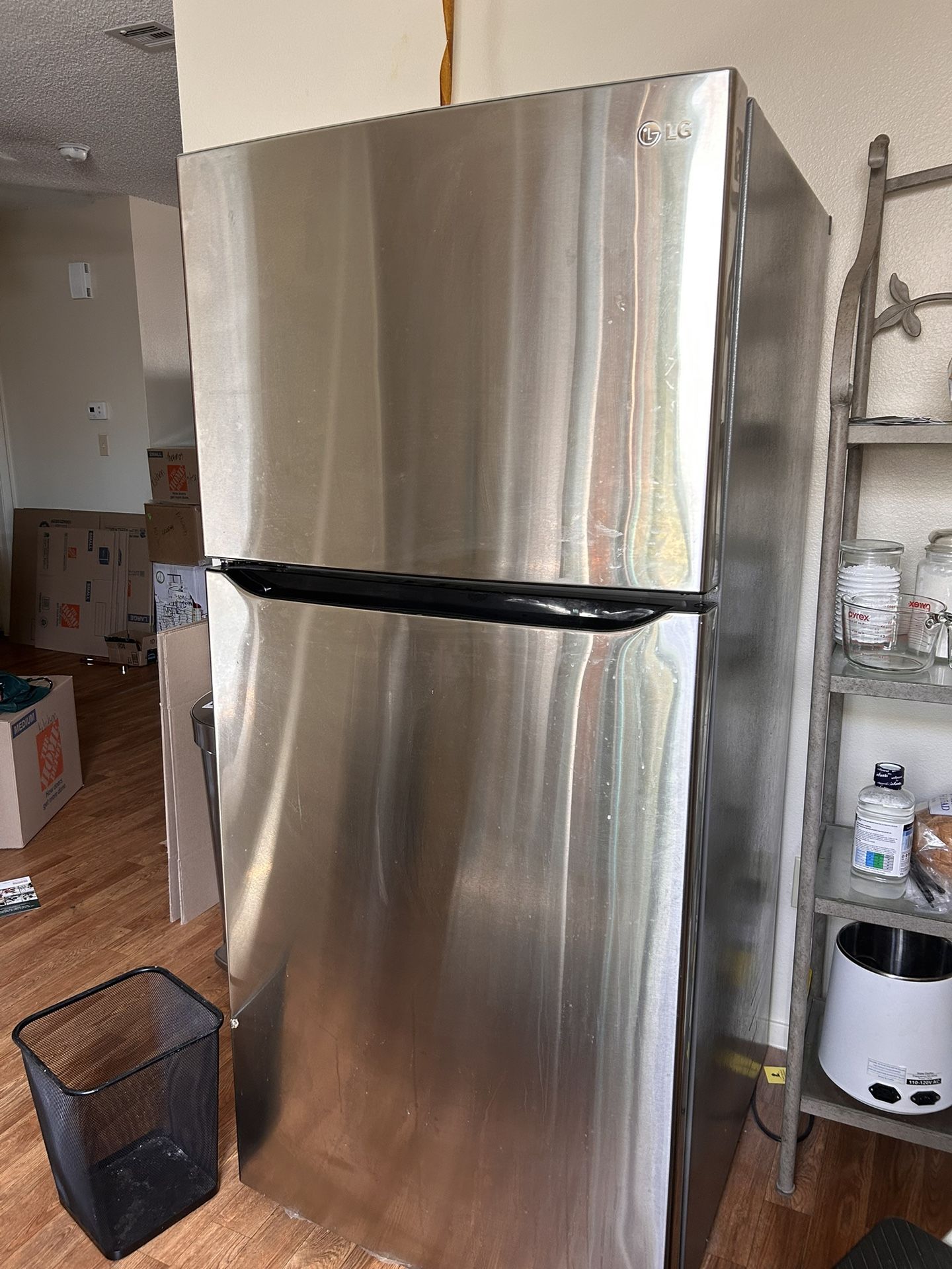 Refrigerator for Sale in Las Vegas, NV OfferUp