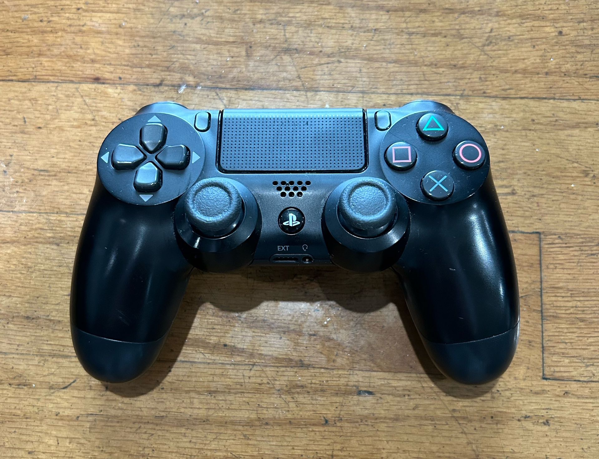 Sony PlayStation PS4 DualShock 4 Wireless Controller