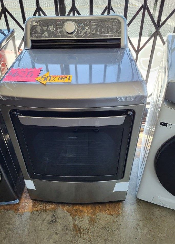 LG Dryer Gas 7.3 Cubic Feet Graphite for Sale in Gardena, CA OfferUp