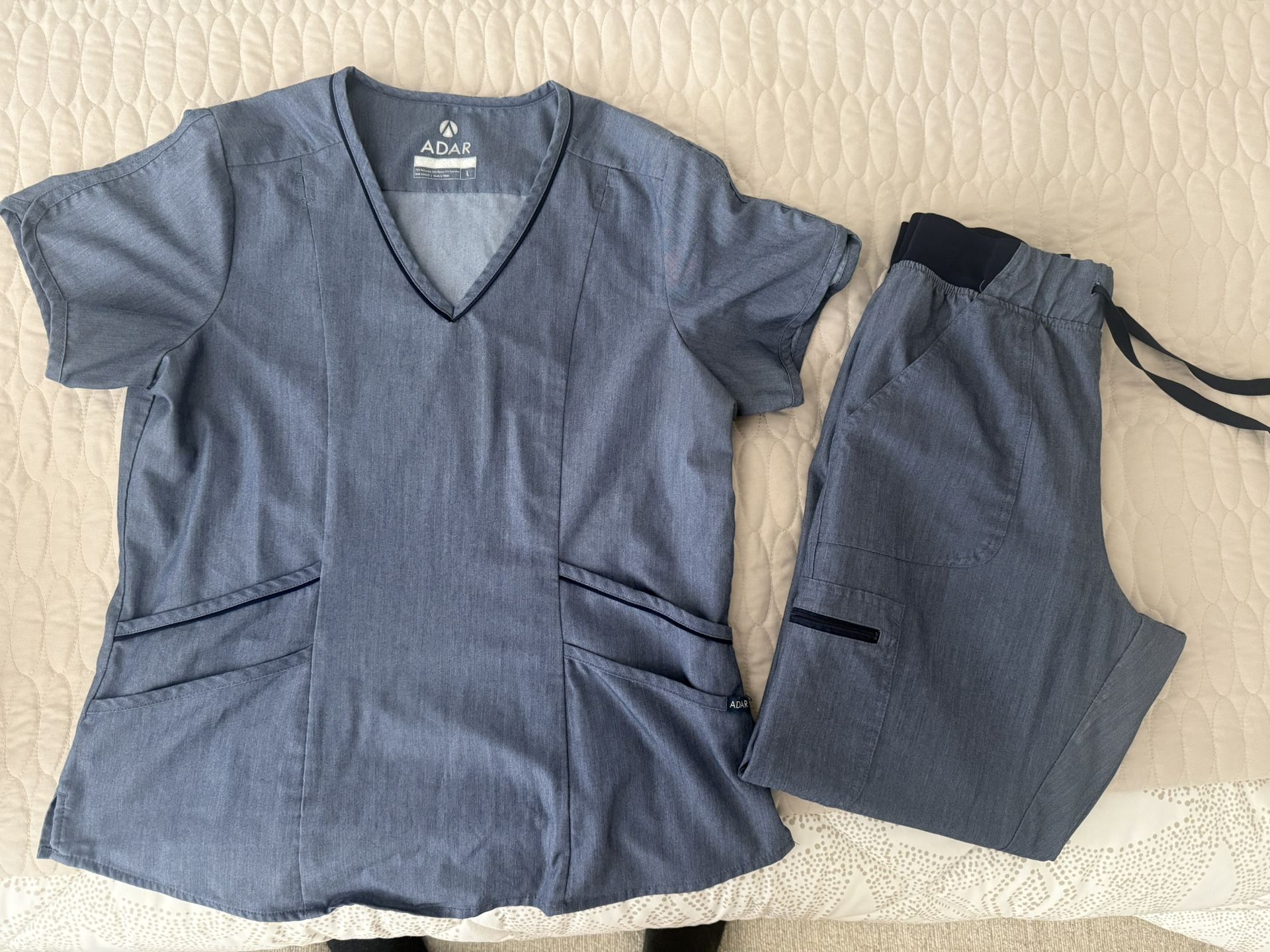 Adar Scrubs
