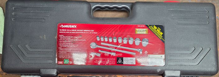 New Husky 3/4-inch Drive Ratchet and SAE Socket Set (14-Piece)