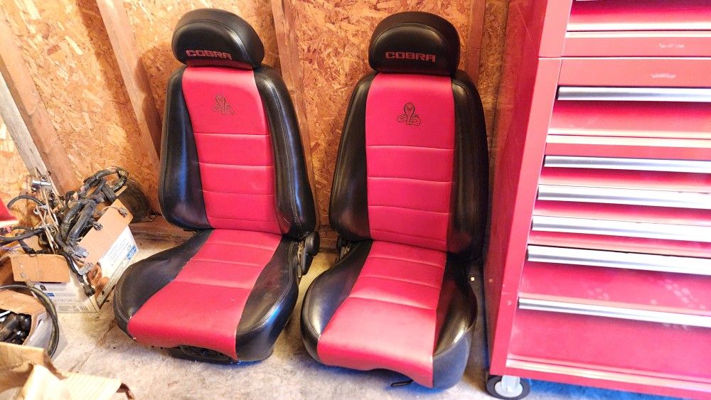 Cobra Seats