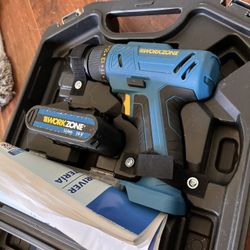 Work Zone Drill W Case Of Bits & Case 