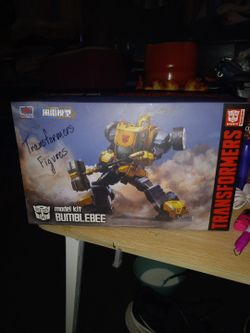 Transformers Bumblebee Model Kit