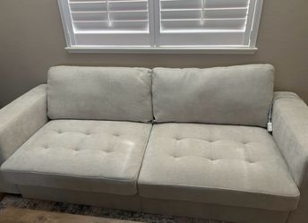 Couch with usb port