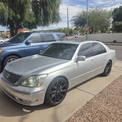 2004 Lexus LS 430
