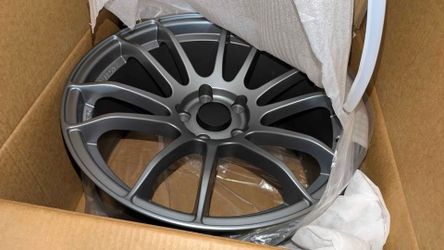 AVID Wheels. Pirelli Cinturato