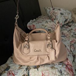 Coach  authentic