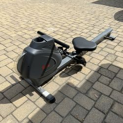 Sunny Health and Fitness Magnetic Rowing Machine