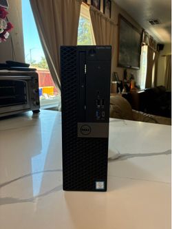 Dell OptiPlex 7050 (Intel i7-7700, 16GB RAM, 512GB SSD)