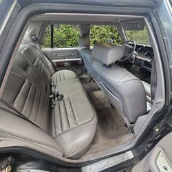 1990 Ford Crown Victoria