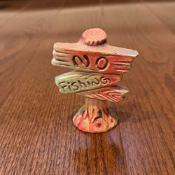 Vintage, No Fishing Figurine, Ceramic Sign For Aquarium Decoration