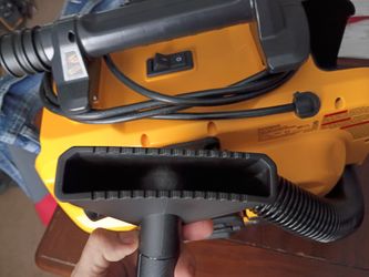 Cord and cordless dewalt 20 volt wet shop vac brand new