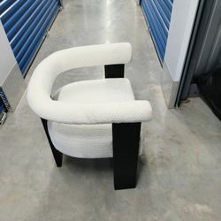 Elegant Chair
