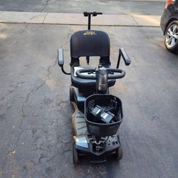 Riding Chair 