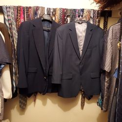 VARIES SUIT JACKETS SPORT JACKETS . KILBURG AND FINC.H. BROWN SUIT  36 WIDE PANTS.   NEW SUIT    DIFFERENT SIZES  $20 EACH.    UH 