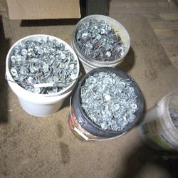 Roofing Nails With Washer 3.  5 Gallon Buckets For All