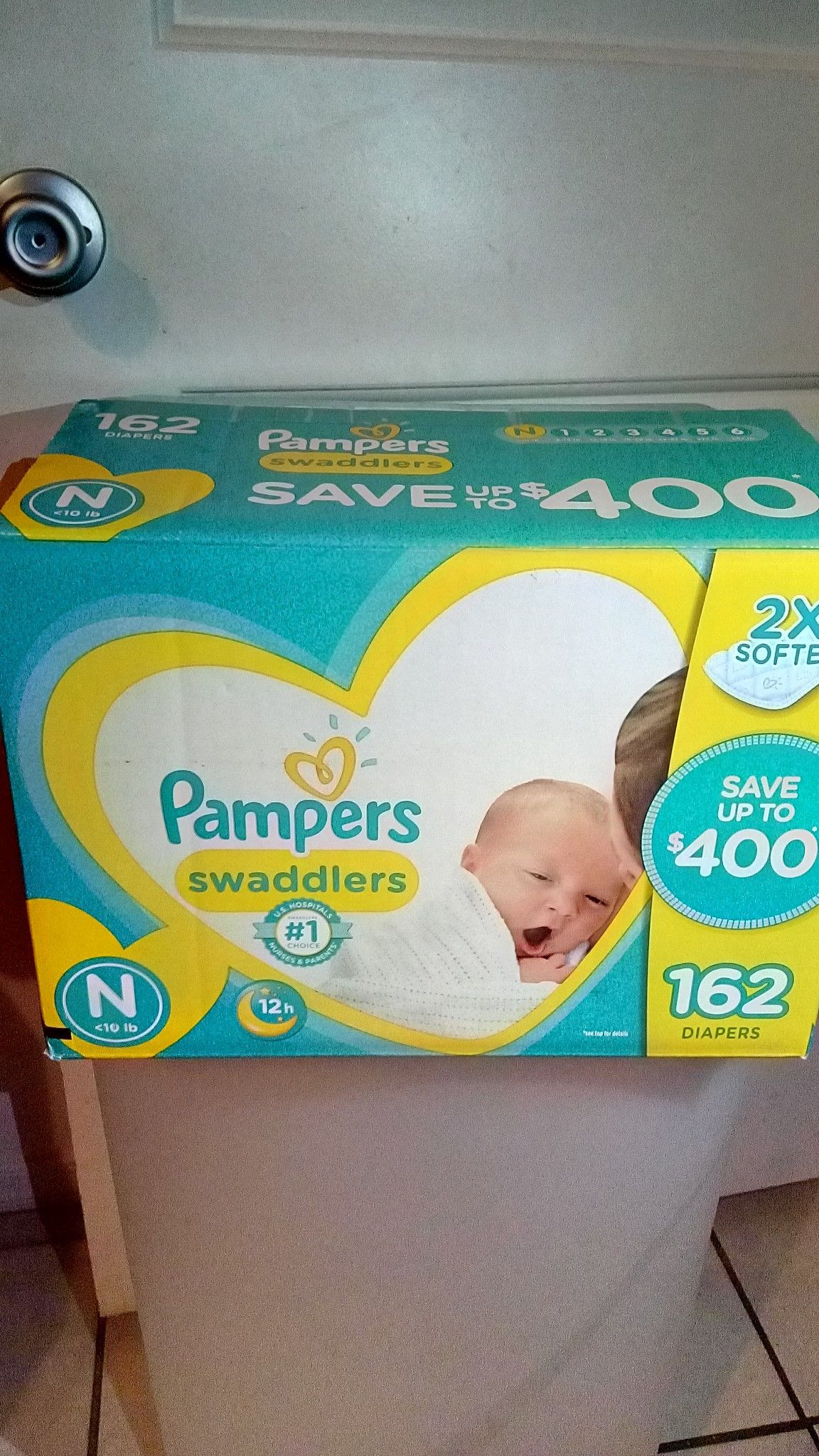 162 baby pampers and huggies MIX!! (READ DESCRIPTION)