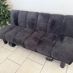 Black Futon