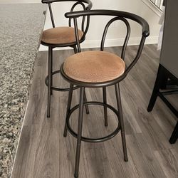 2 Counter Height Stools