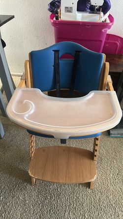 Beyond Jr Y High chair by Abiie