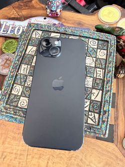 I p h o n e 15 128Gb any carrier