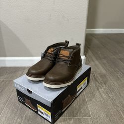 NEW! Buffalo Men's Metcalf Brown Chukka Flexible Boots 