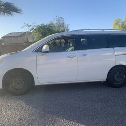2012 Nissan Quest