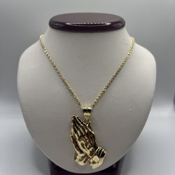 10k Gold Necklace With Praying Hands Pendant