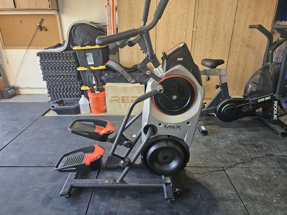 Bowflex Max Trainer M5