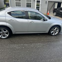 Dodge Avenger 