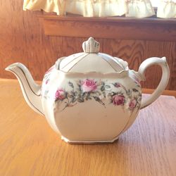 Vintage Tea Pot