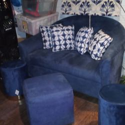 Wow..Gourgeous Curved Blue Velvet Loveseat W/ 9 Items Included